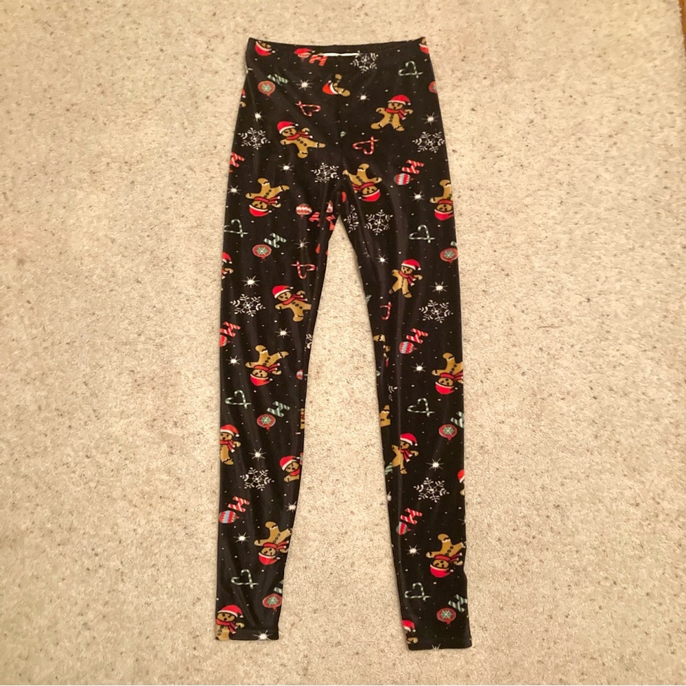 NWOT Merry & Bright Holiday Leggings